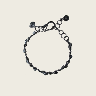 GRAFITOWA BRANSOLETKA Z GAŁĄZEK - JAGODA - DOROTA KOS