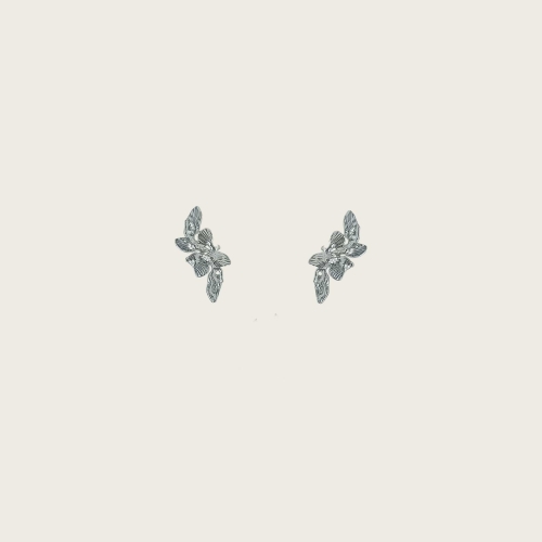 2100